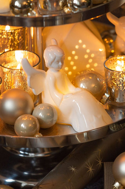 pia-engel-led-weiss-creme-liegend-ambiente