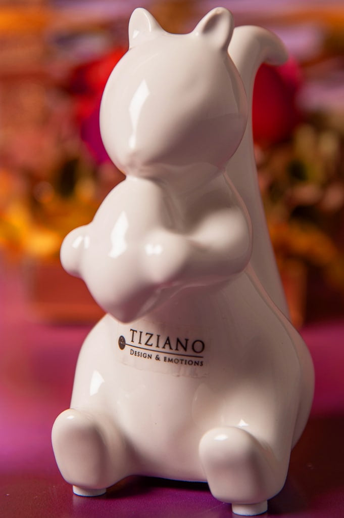 silvio-eichhoernchen-sitzend-detail