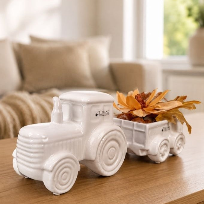 Traktor Marradi mit Anhänger in Creme-Weiß
