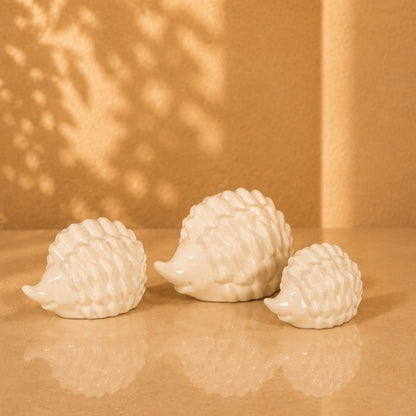 Dekofigur Igel Max in Creme-Weiß